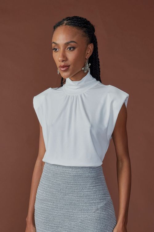 Blusa express gola alta ombreira