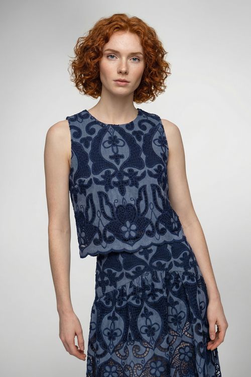 NEW IN: Blusa Bordada Reta Angra