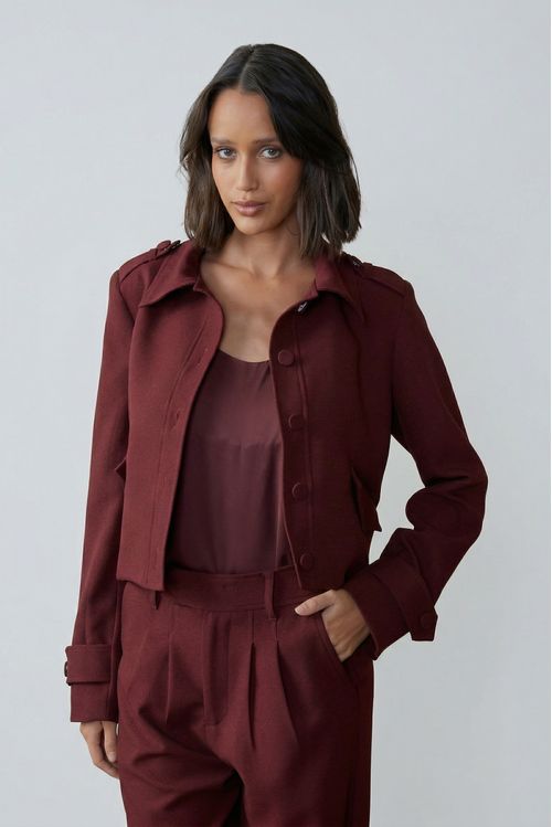 Jaqueta sense aleta ombros e mangas