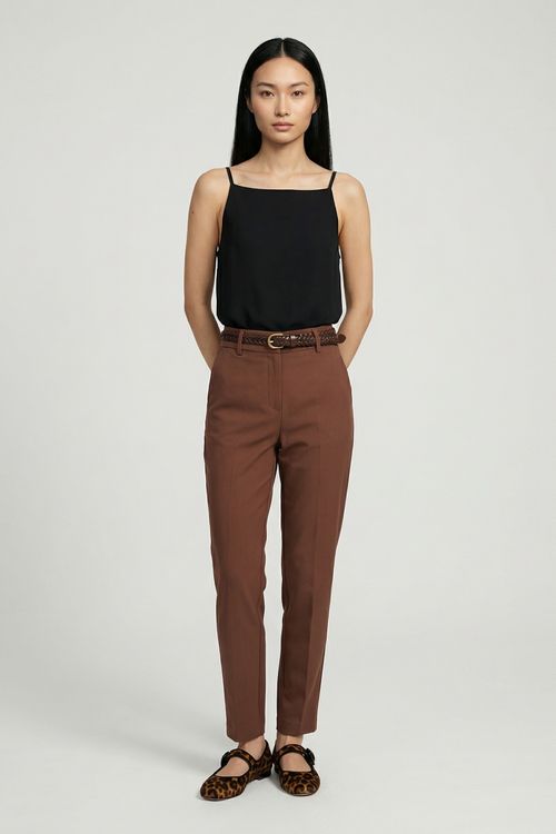 Calça Bolso Embutido Frente