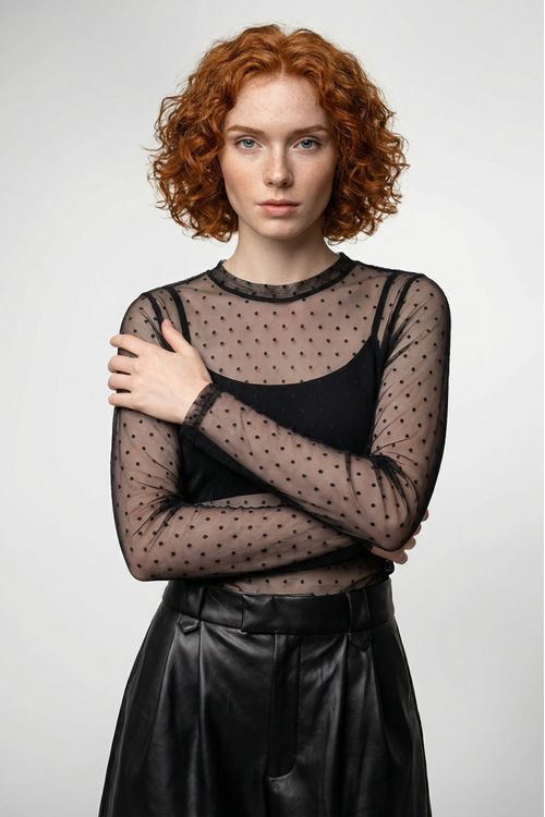 NEW IN: Blusa Tule Pois